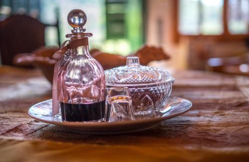 Kinyra Casa | Polina House Maries