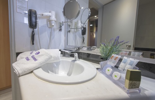 Omonia Hotel | Polis Grand Hotel