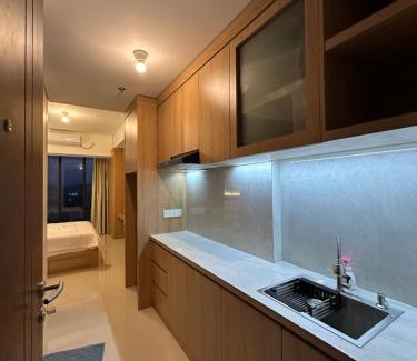 Batam Apartamento | Pollux Habibie Apartment - 1617 Free Wifi & Netflix, Pool & City View