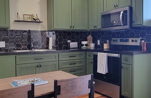Laurel Condominio | Polly at the Laurel Lofts