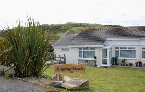 Holywell Casa | Pollymoor Beach House