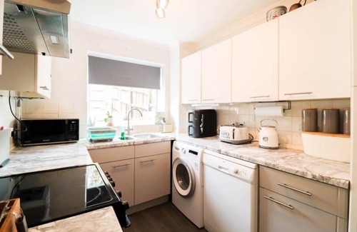 Cray Valley East Apartamento | Polperro House - Stylish & Chic 2bed Hse