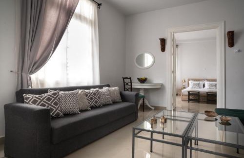 Athens City Centre Apartamento | Polytimon, an Athenian neoclassical apartment