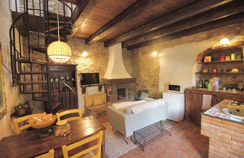 Monterosso Almo Cabaña | Pomegranate Cottage
