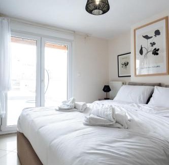 Thessaloniki Apartamento | Pomegranate Luxury Penthouse Maisonette with Stunning Terrace #Free Parking# by BiNoBi!