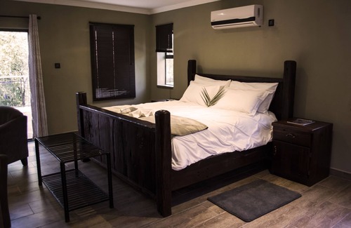 Francistown Cama Y Desayuno | Pomegranite Golf Resort & Spa
