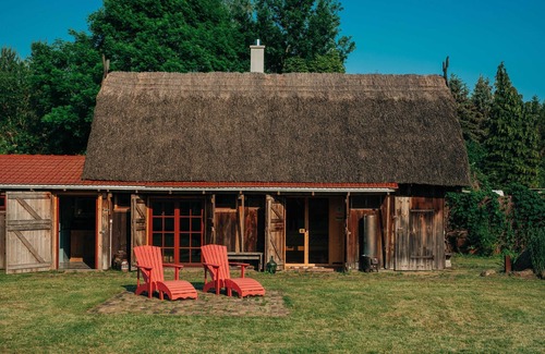 Luckow Casa | Pommernhaus Forsthaus Rieth on the lake, sauna, fireplace, rowing boat - large fenced-in area