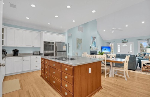 Edisto Island Casa | Pompano Pool House