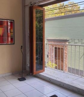 Emiliano Zapata Apartamento | Pompeian Pizza