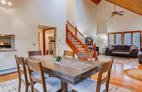 Hammondsport Casa | Pond Cottage: "Private Pond + Pet Friendly + Close to Wineries!"
