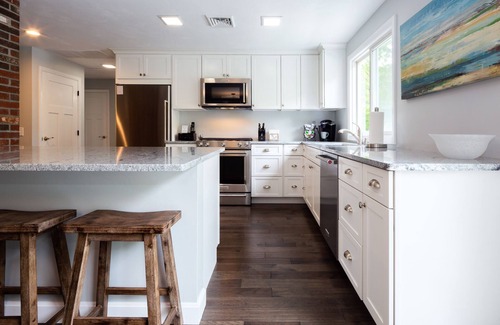 West Barnstable Casa | Pond Lily - Recently Remodeled Waterfront 3 Bedroom