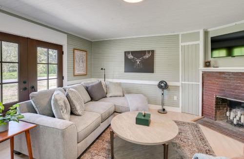 Presque Isle Casa | Pond Views Spacious Family Home in Presque Isle!