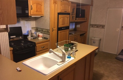 Hutchinson Casa | Pondarosa Camper de Pondarosa Inn Water Park
