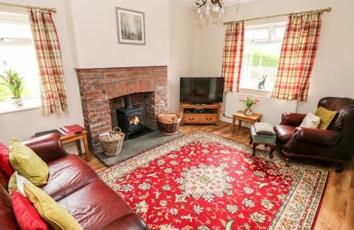 Ammanford Casa | Pondfield Gate