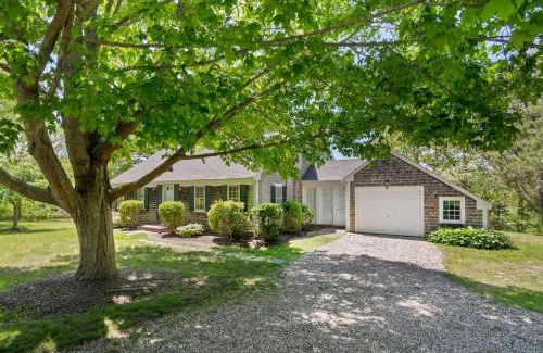 East Orleans Casa | Pondfront 1 Mile to Nauset Beach