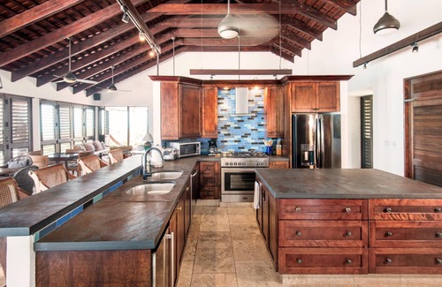 Ocean Point Villa | Ponte del Sogno - 4 BR Waterfront