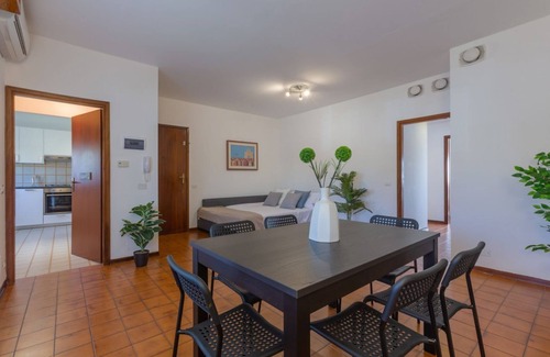 Pontelagoscuro Apartamento | Pontelagoscuro Huge & Residential Apartment