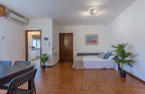 Pontelagoscuro Apartamento | Pontelagoscuro Huge & Residential Apartment