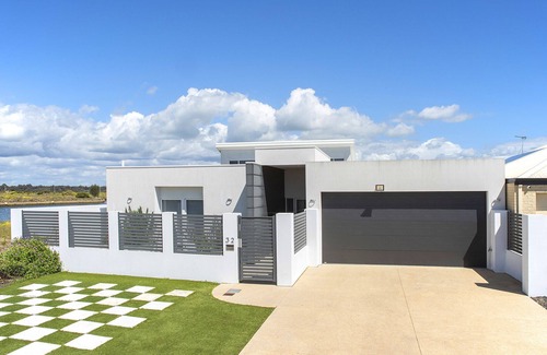 Geographe Casa | PONTOON PARADISE - Direct Waterfront
