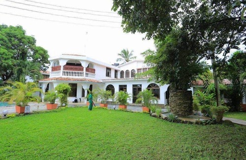 Nyali Apartamento | Pontoon Residence & Suites