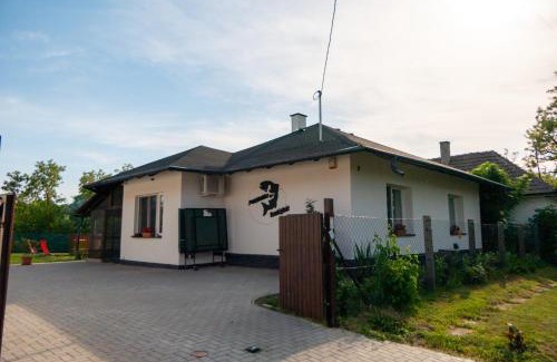 Tiszababolna Apartamento | Pontyhalász Vendégház