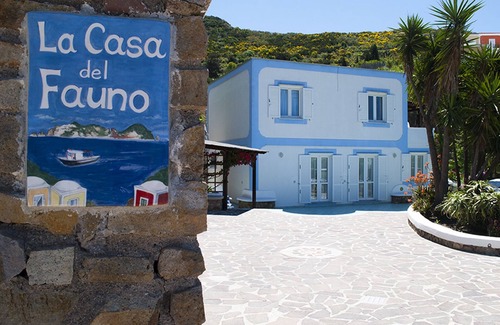 Le Forna Casa | PONZA-CASA DEL FAUNO- el APARTAMENTO DE DOS HABITACIONES con plaza de aparcamiento privado