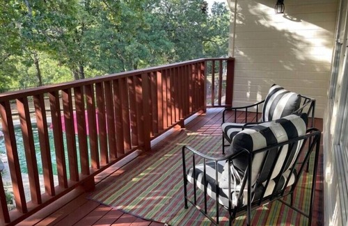 Manchaca Casa | Pool, 1 Acre, Cave, 5 Bedroom Oasis in S. Austin - Sleeps 15