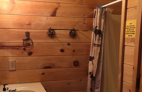 Rio Frio Casa | POOL!!, 3 Bedrooms w/Loft and 2 Bath. Sleeps 14. Balconies and Great Location!