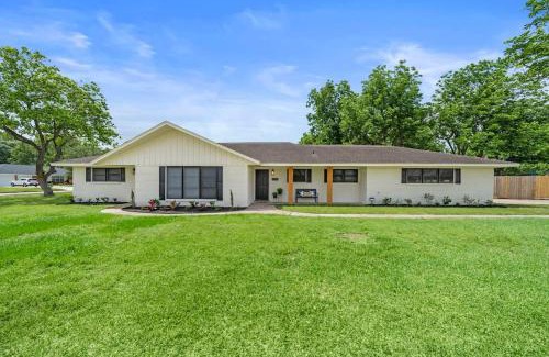 Deer Park Casa | Pool 5 Star Large Deer Park home Super Host