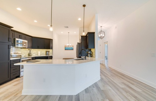 Okahumpka Casa | Pool Access & Screened Patio: Home in The Villages