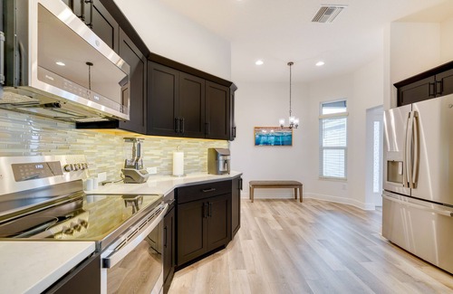 Okahumpka Casa | Pool Access & Screened Patio: Home in The Villages