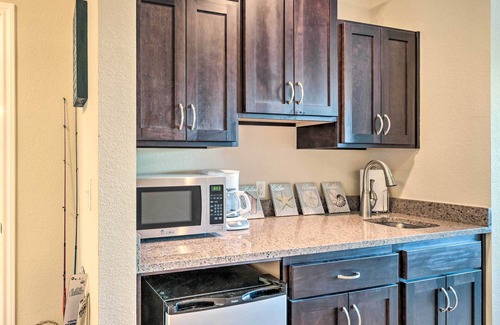 Eureka Apartamento | Stylish Studio at Richland-Chambers Reservoir