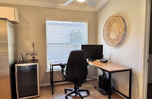 Three Oaks Casa | Pool, Amenities, Close to Shopping, Entertainment & more at Robs Gulf Retreat!