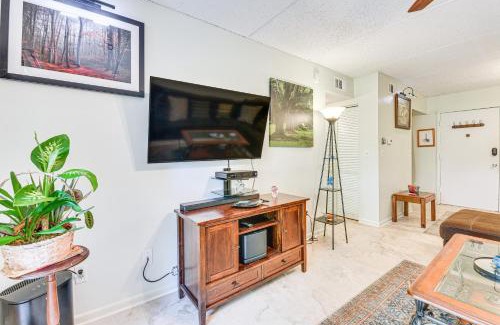 Mary Esther Apartamento | Pool and Beach Access Lovely Mary Esther Condo!