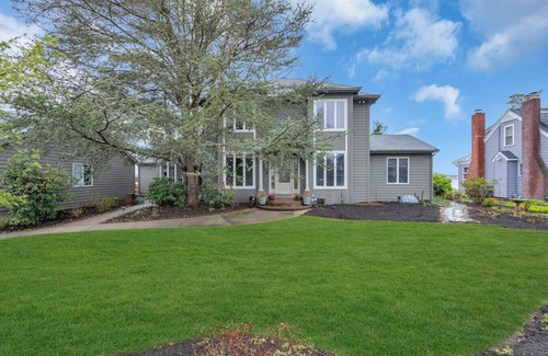 Island Heights Casa | Pool and Beach with Bay Views!