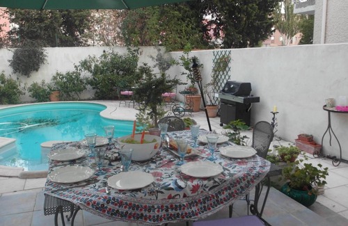 Mazargues Villa | villa con piscina y jardín