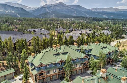 Four O'Clock Apartamento | Pool and Hot Tub Access Breck Condo with Mtn Views