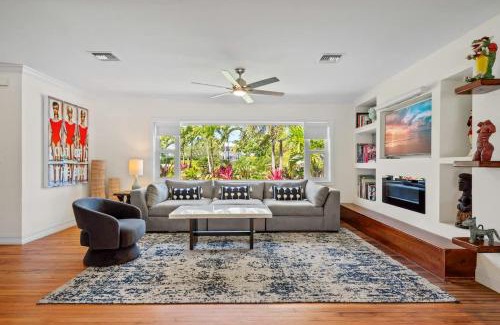 Del-Ida Park Historic District Casa | Pool and Spacious Backyard - Delray Beach Home