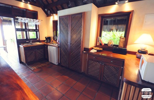 Otumai Villa | Pool & Beach villa by DISFRUTA DE VILLAS MOOREA, playa de arena blanca + piscina privada
