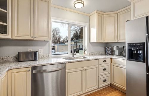 Coeur d'Alene Casa | Pool, close to Downtown CDA & Attractions. Perfect home for a Family Vacation