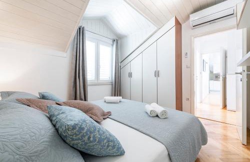 Lozica Apartamento | Pool Deck Comfort Apartment