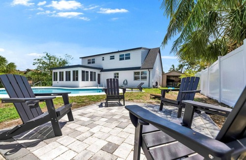 Bay Crest Park Casa | Pool/Game Room 10 min to Airport