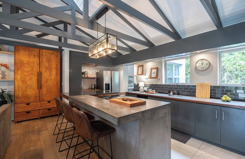 Die Boord Casa | Stellenbosch Villa with Pool, Garden & Modern Comfort
