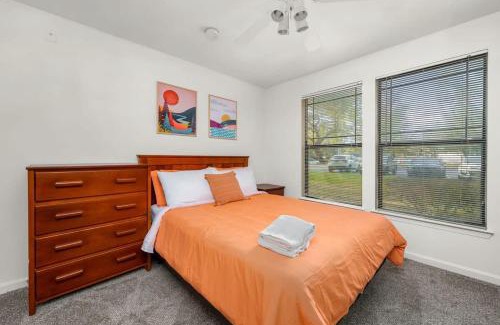 Bearss Plaza Apartamento | Pool Gym & Extended Stays Budget Frienly
