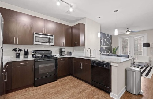 Courier City - Oscawana Apartamento | Pool - Gym - FREE parking - Luxury king suite - 8