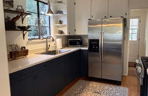 Blenman-Elm Casa | Pool / Historic & Charming / 2BR 2BA / Fenced Yard