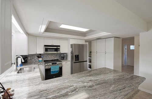 Fort Myers Shores Casa | Pool Home in Fort Meyers