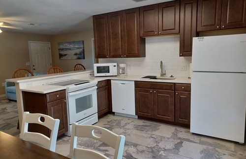 Spring Hill Casa | Pool home Spacious yard
