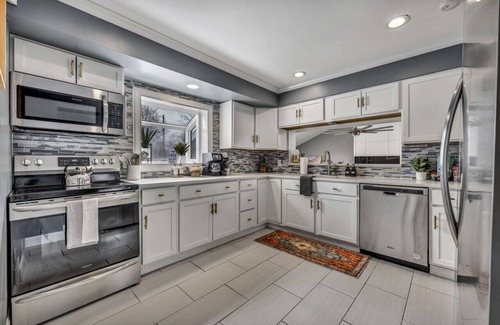 Ashtabula Casa | Pool|Hot Tub|Game Room|Sleeps 8