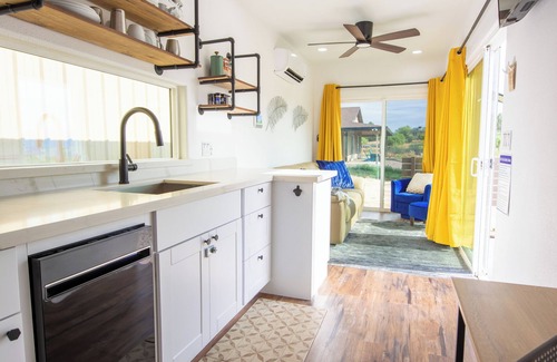 Cornville Cabaña | Pool, Hot Tub, King Bed, Views, close to Sedona! Unique Shipping Container home!